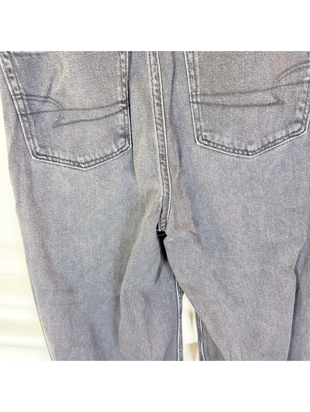 American Eagle Mom Jeans Black/Gray Denim Jeans Cotton Distressed Size 4 Reg
